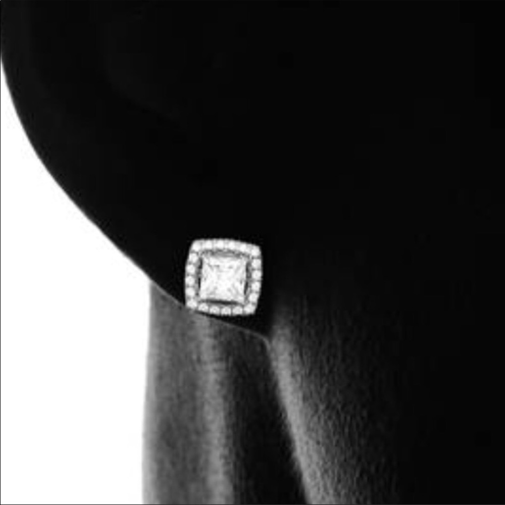 New Halo Stud Sterling Earrings Swarovski Crystals - Picture 7 of 7
